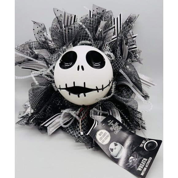 Nightmare Before Christmas Jack Skellington Wreath Sound Light Motion Activated - Picture 1 of 6